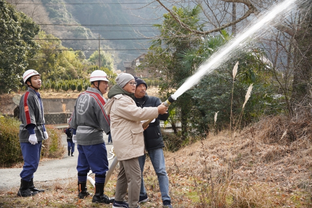 W640Q100_文化財防火デー(消火栓ホース）