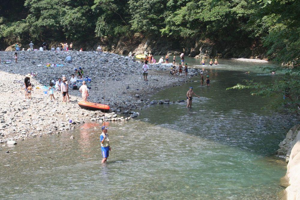 吐合河川敷（川遊び）の様子の写真