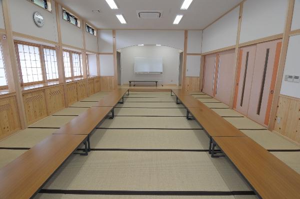 万江コミュニティセンターの室内の写真